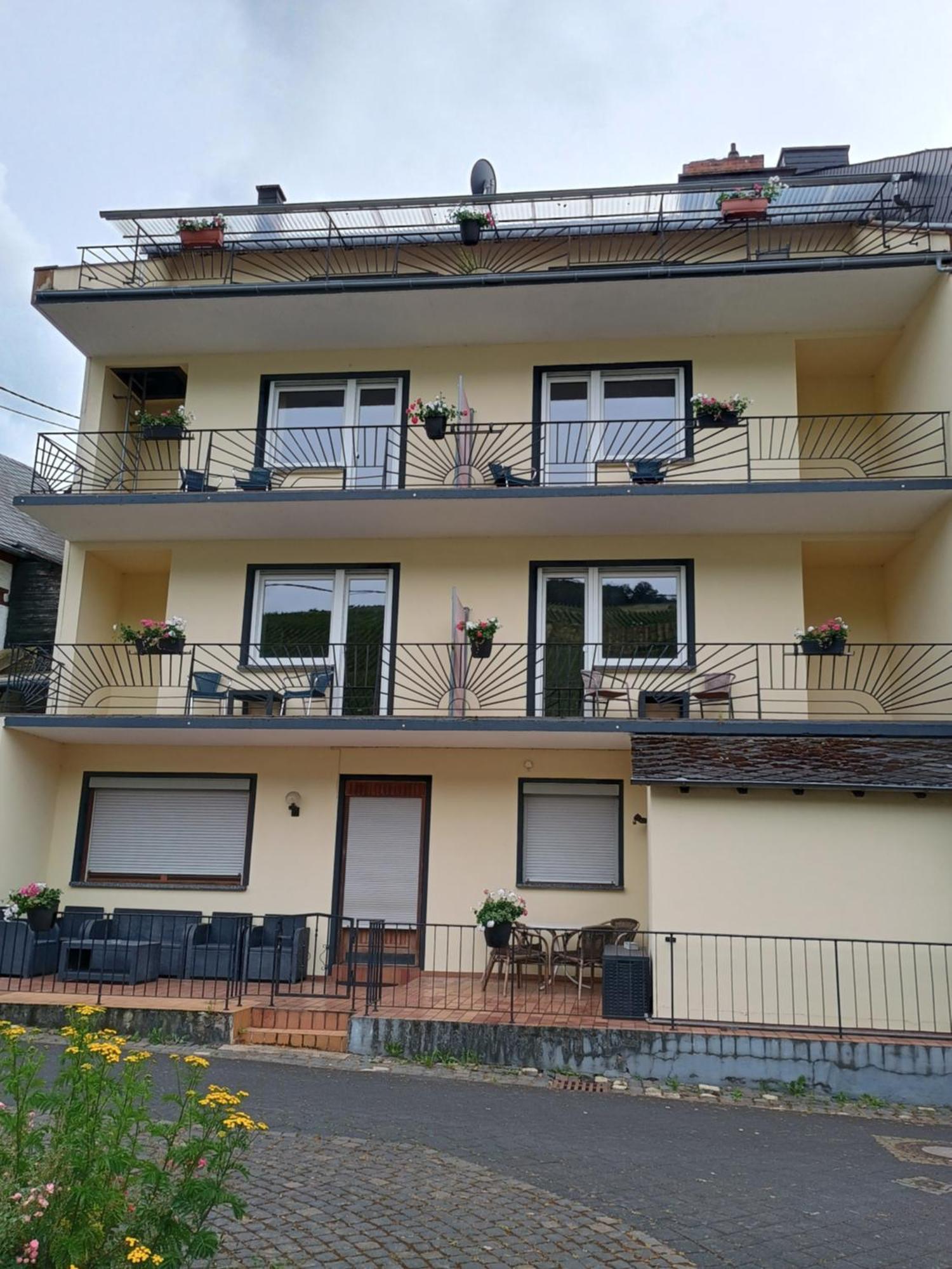 Gasthof Zur Grafschaft Veldenz מראה חיצוני תמונה